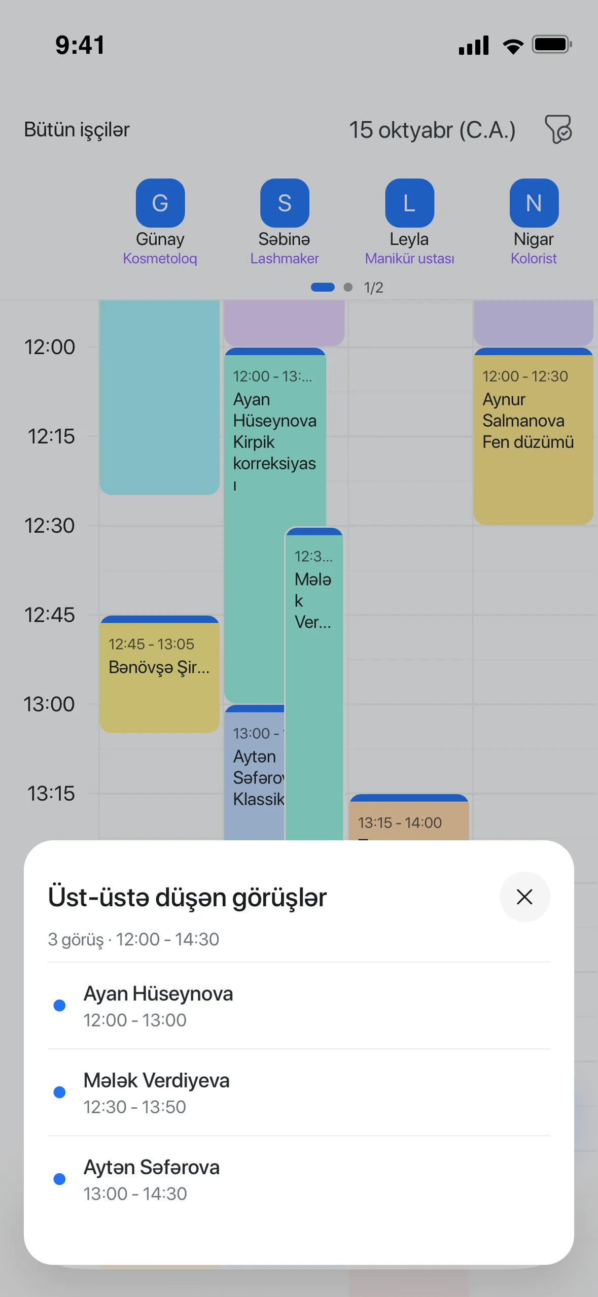 Mobil təqvimdə eyni saatdakı bütün müştərilər və onların rezervasiya statusları.